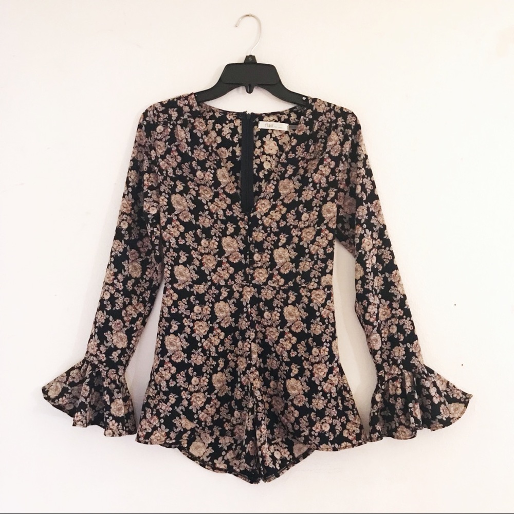 FLAIR the label • Boho Bell Sleeve Romper • Black Floral • S